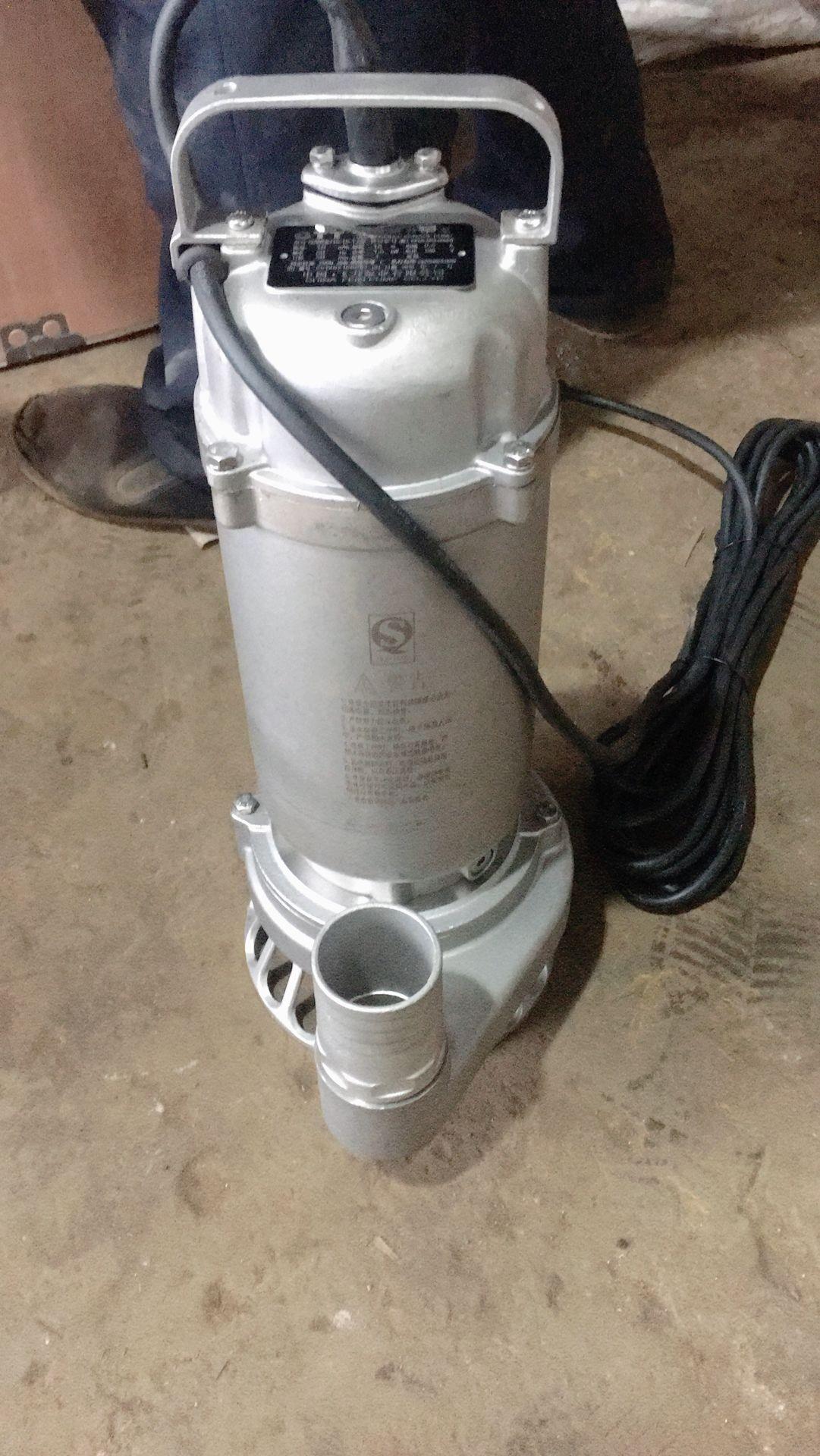 WQD排污泵304不锈钢耐腐蚀型污水提升可用泵0.55kw立式离心潜水排污泵