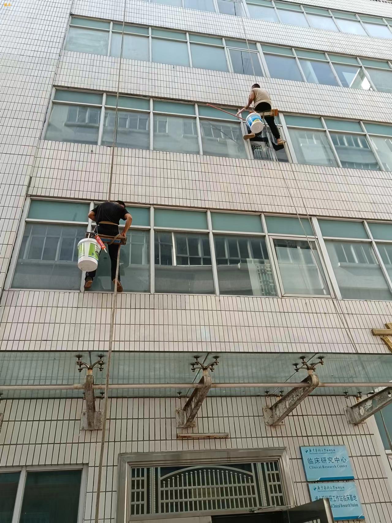 湛江遂溪阳台防水外墙防水补漏